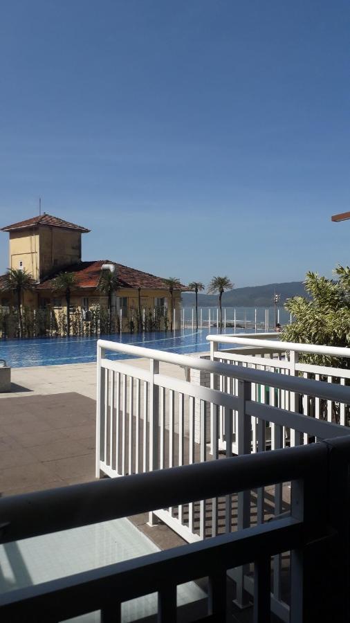 Maravilhoso Apto Vista Mar Jacuzzi Wi Fi Pe Areia Santos  Bagian luar foto